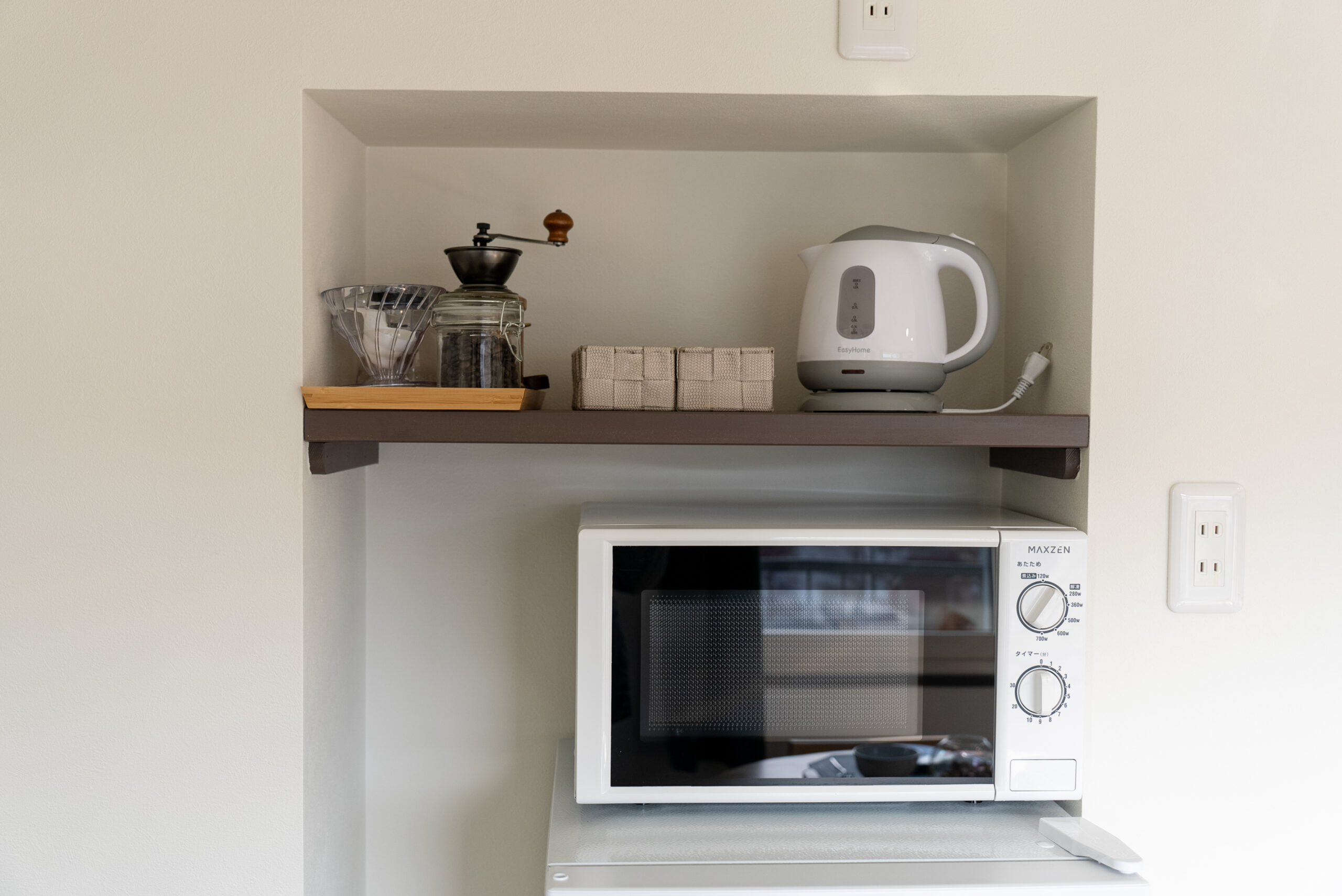 #6 toya tiny cabin 6