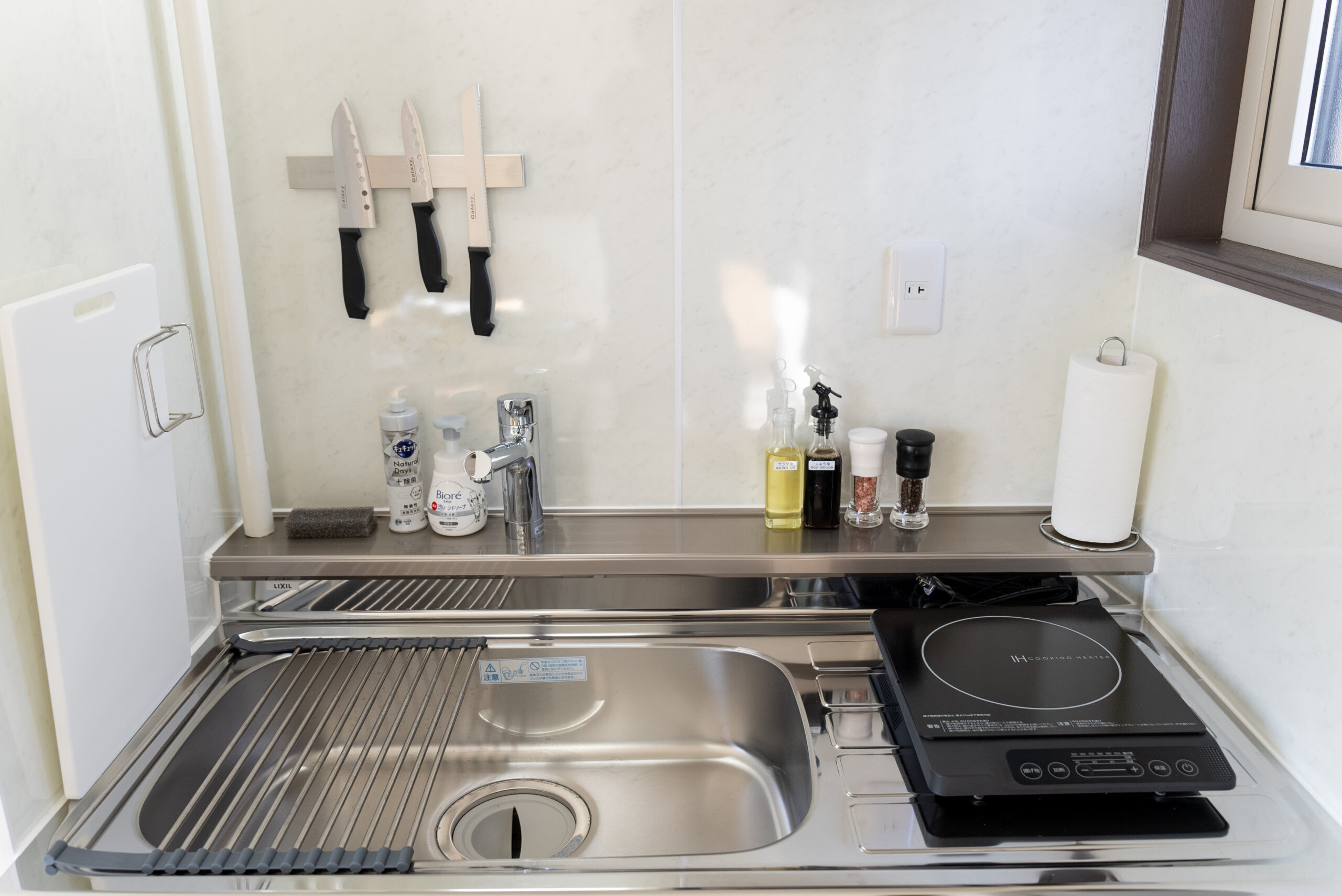 #6 toya tiny cabin 7